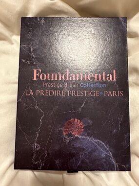 La Prèdiré Prestige Fundamental Prestige Brush Collection - NIB